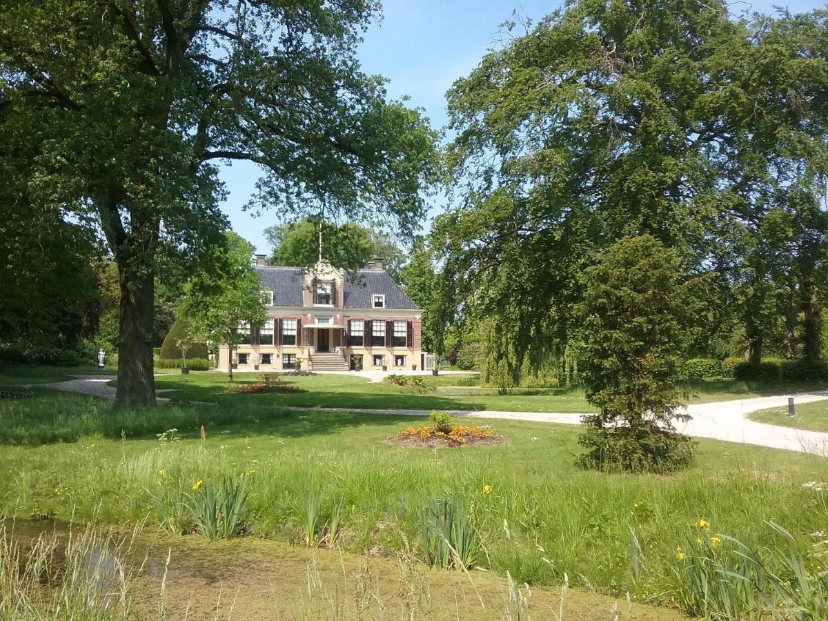 Luxe 5 Persoons Bungalow Op Rustig Vakantiepark Nabij Leeuwarden Dronrijp Exterior foto